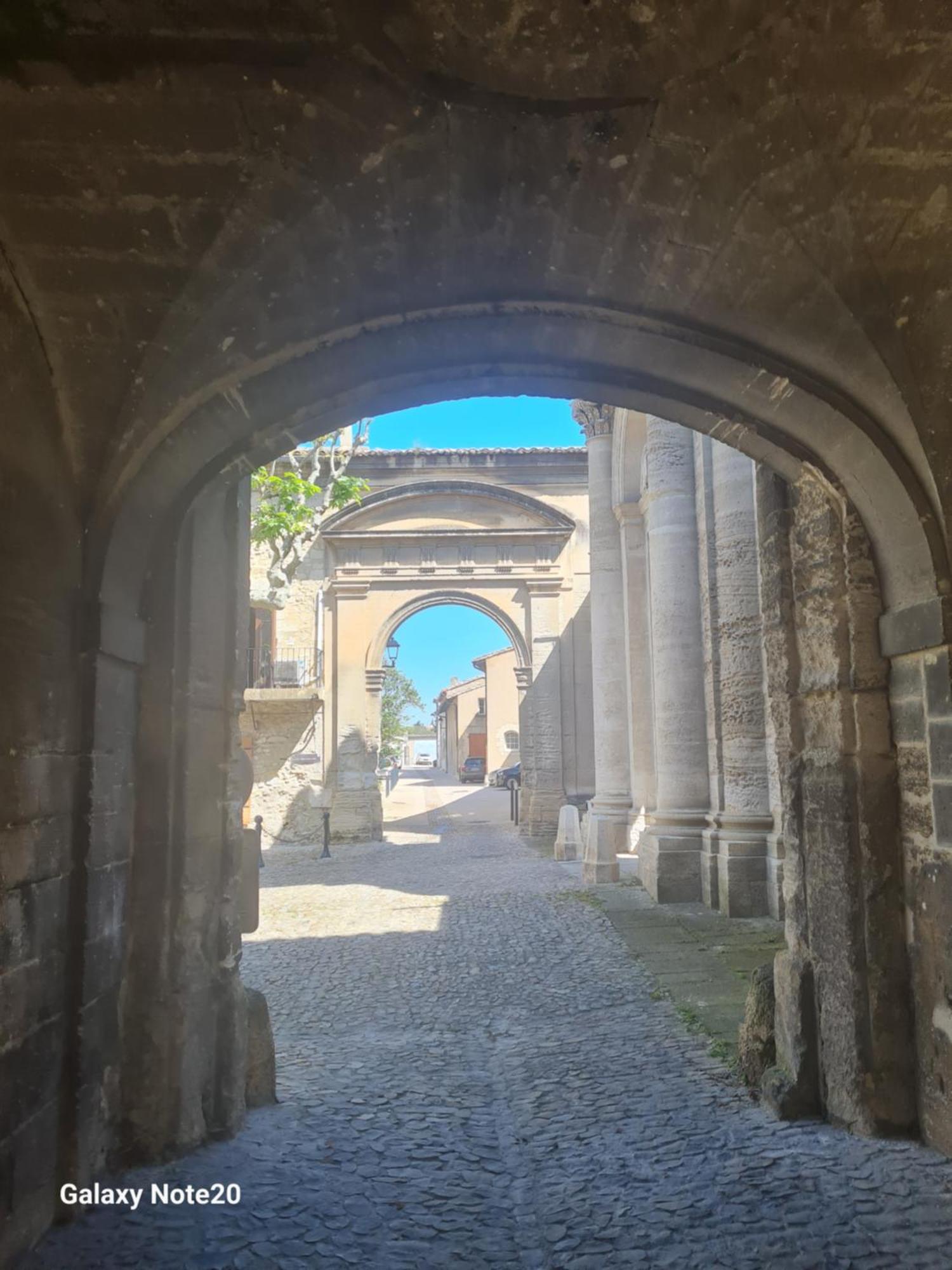 Maison De Charme Villeneuve Les Avignon Eksteriør bilde